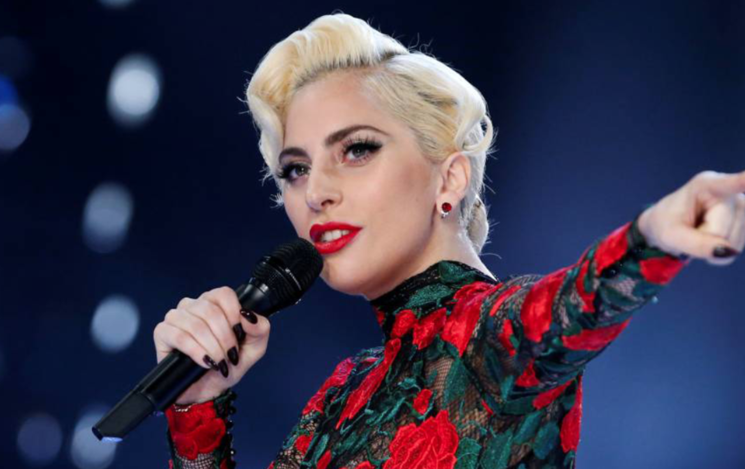 10 Celebrities Who Have Spoken Out About Their Fibromyalgia